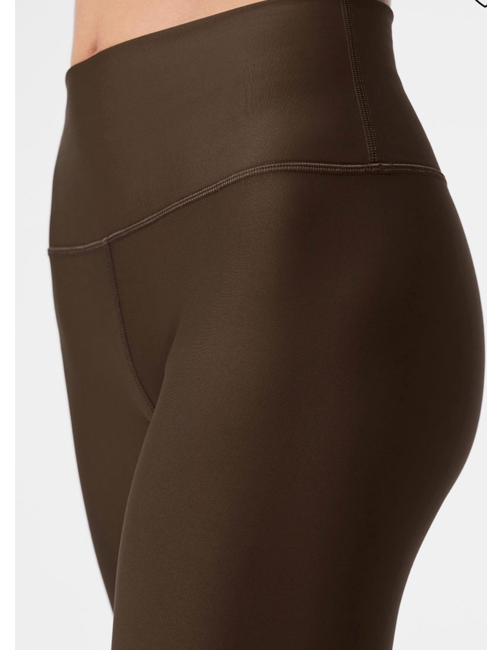 ALO Yoga 2 pair bundle 1 Black and 1 espresso high-waist airlift legging